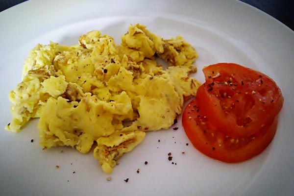 eggsand-tomatoes-breakfast