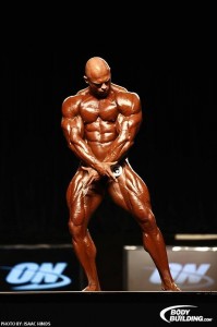 Marius Dohne posing