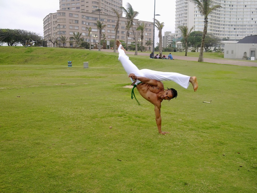 Interview With WBFF Athlete & Capoeira teacher, Castro Barreira José- Cazé