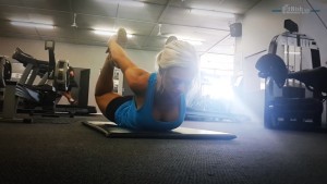 Alrieta's SUPER DUPER Superset Leg Workout! [Full Video]
