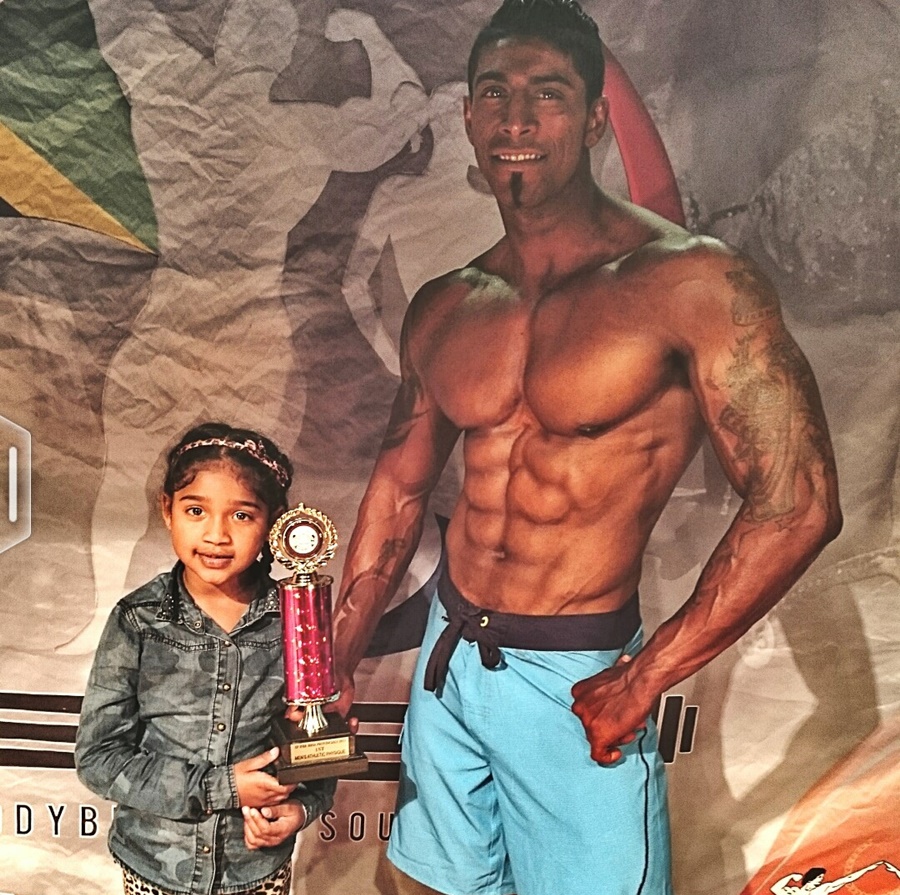 Fitnish.com interview With Men's Athletic Physique Athlete, Devonshire Pillay