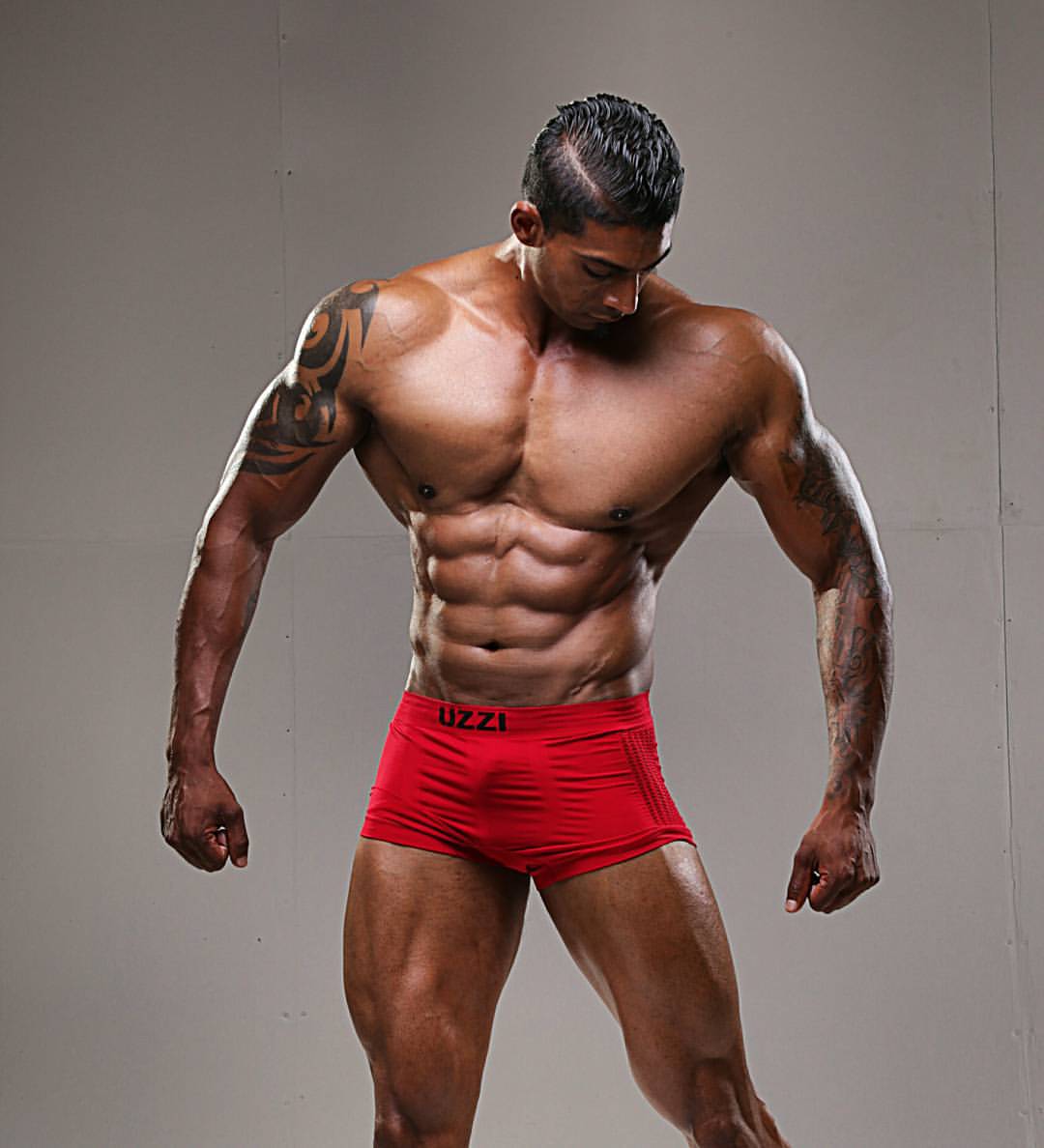 Fitnish.com interview With Men's Athletic Physique Athlete, Devonshire Pillay