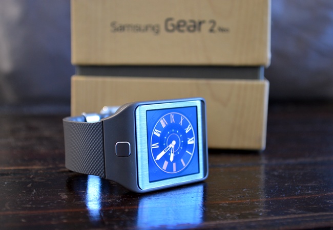 A Look at the Samsung Gear 2 Neo Smart Watch