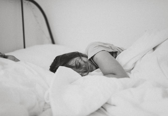 How much Do You Really Need To Sleep? A Logical Explanation