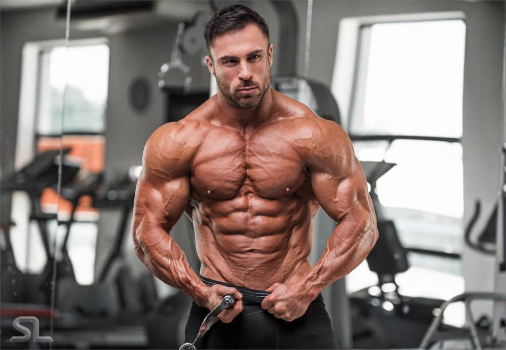 One On One With WBFF Pro, Robert Smith | FitNish.com