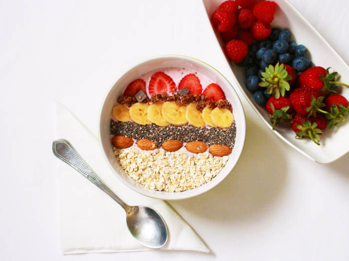 fruits breakfast bowl