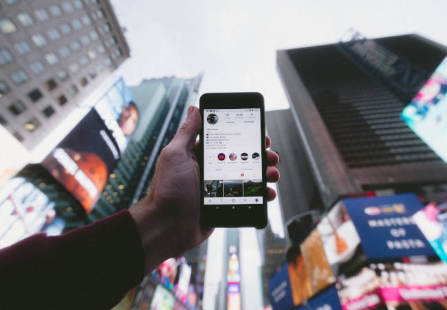 Personal Branding: How To Earn On Your Daily Routine Using Instagram