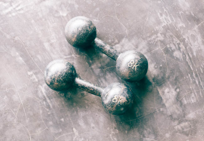 How To Make Homemade Weights (DIY Dumbbells) With A Bit Of Cement