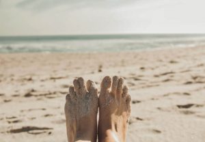 feet beach gout