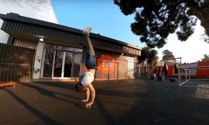 ESkate On An Evolve Bamboo GTR To Gym,For An Outdoor Calisthenics Workout