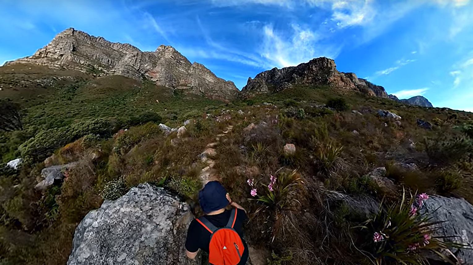 Kasteelspoort Hiking Trail Up To A CAVE! Cape Town Hikes