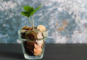 Should I Keep My Money In The Bank Or Somewhere Else? Investing Tips By Dave Ramsey