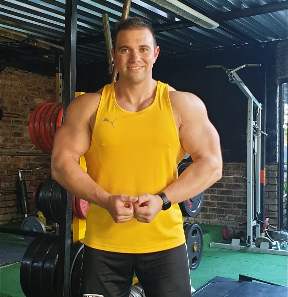 Vegan Powerlifting Athlete & Trainer, Duane Van Staden 